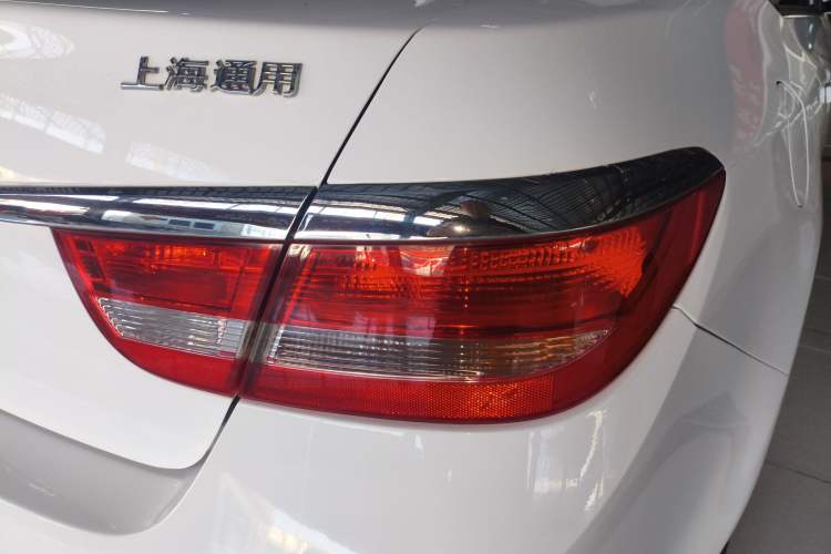 Used Buick GT 2013 GT 1.8L Automatic Fashion Edition Right Rear Taillight