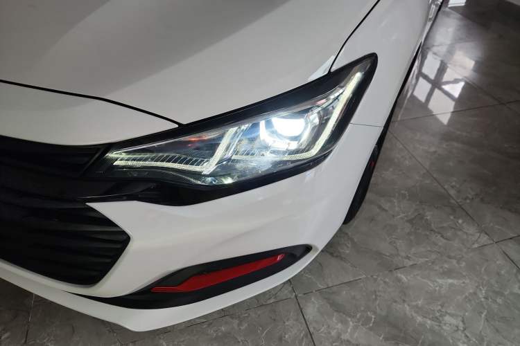 Used Chevrolet Monza 2019 Redline 320T Dual-Clutch Sporty Version China VI Standard