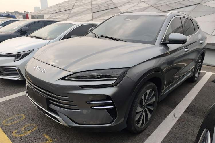 Used BYD Song PLUS New Energy 2023 Champion Edition DM-i 110KM Flagship PLUS