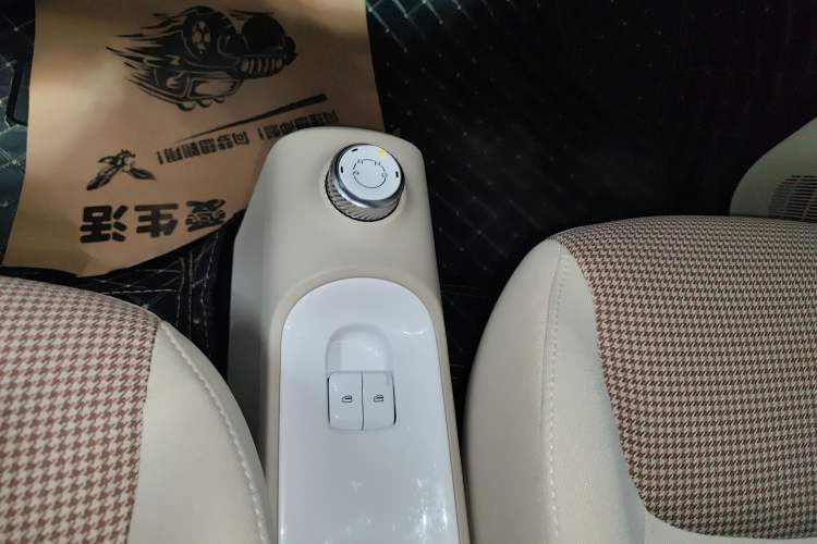 Used Wuling Hongguang MINIEV 2024 3rd Generation 215km Advanced Version