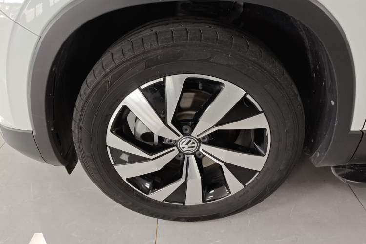 Used Volkswagen Tayron 2021 330TSI Two-Wheel Drive Luxury Connected Version Plus
