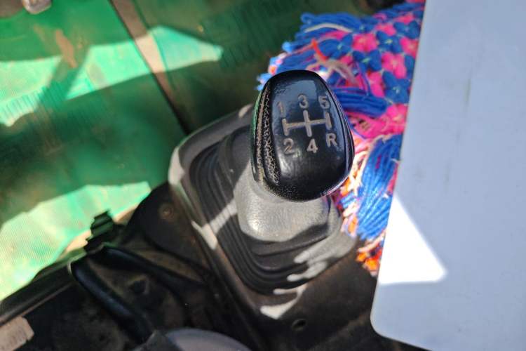 Used Dongfeng Xiaokang K07II 2013 1.0L Base Version Gear Lever