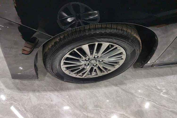 Used Toyota Vellfire 2021 Crown Dual-Engine 2.5L HV Prestige Edition
