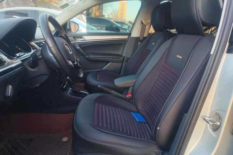 Used Volkswagen Bora 2015 Value Edition 1.6L Automatic Comfort Version