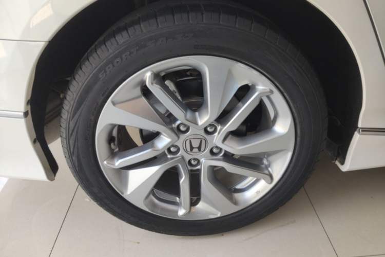 Used Honda Accord 2018 260TURBO Luxury Edition China VI Right Rear Wheel Hub