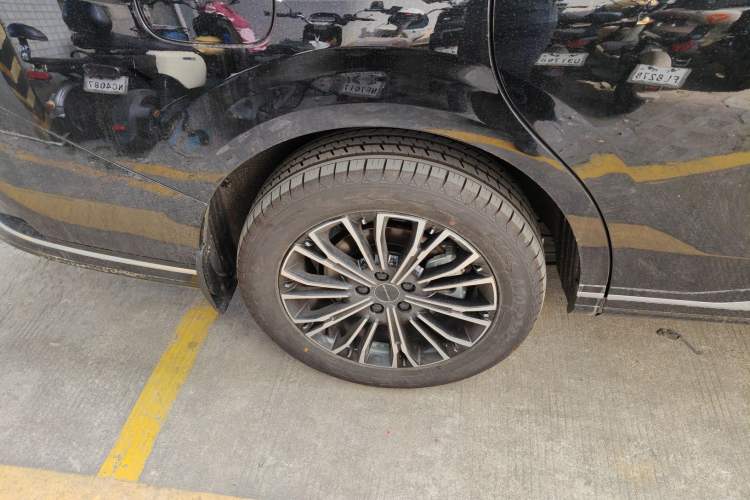 Used FORTHING Xinghai V9 2026 Model, Smart Enjoyment Series, 200km Flagship Edition
