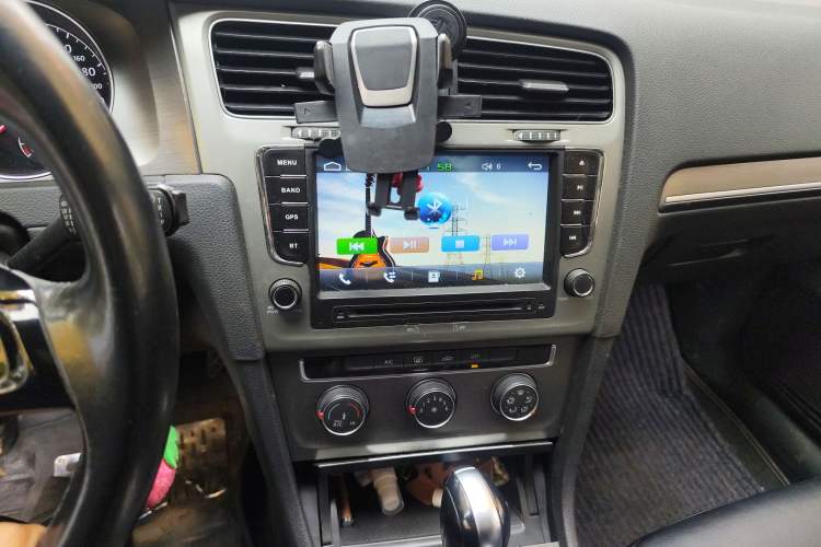 Used Volkswagen Golf 2015 1.6L Automatic Comfort Model
