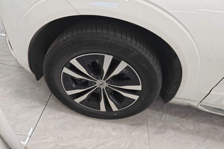 Used Volvo XC60 2024 B5 4x4 Smart Luxury Edition