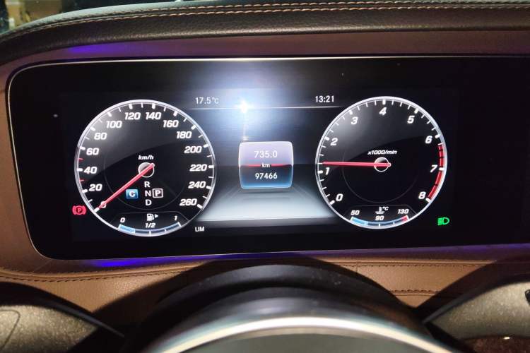 Used Mercedes-Benz S-Class 2019 S 350 L Executive Edition Odometer Close Up