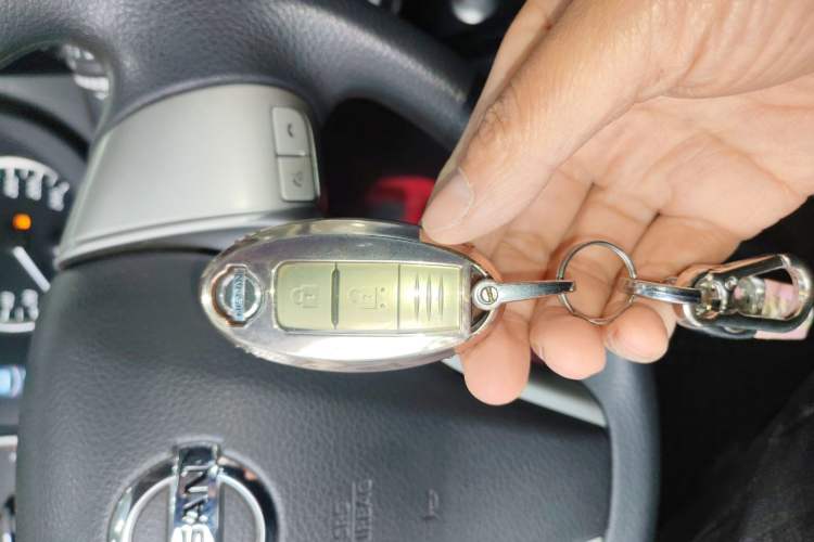 Used Nissan Tiida 2019 1.6L CVT Smart Drive Version China VI Standard