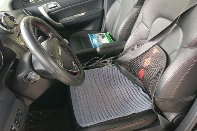 Used Haval H6 2016 Upgraded Model 1.5T Manual Two-Wheel Drive Elite Version