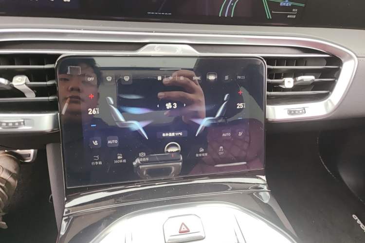 Used Hongqi E-HS9 2021 460 km Range Flagship Edition Six-Seater
