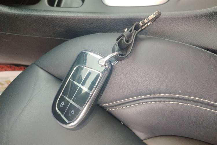 Used Jeep Cherokee 2016 2.4L Leading Edition