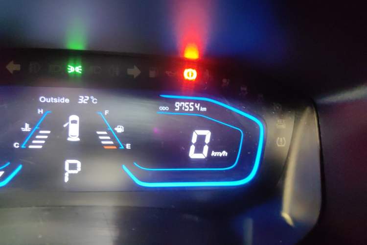 Used CHANGAN OSHAN A800 2017 1.5T Automatic ZhiZun Model Odometer Close Up