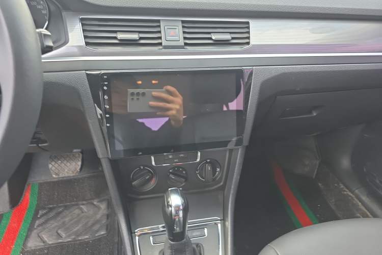 Used Volkswagen Bora 2018 1.5L Automatic Fashion Model
