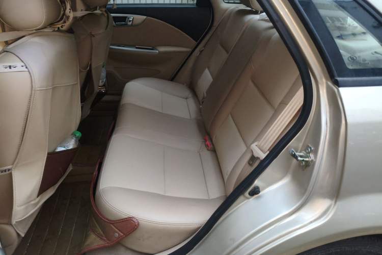 Used Buick Excelle 2013 1.5L Automatic Classic Model Left Rear Seat