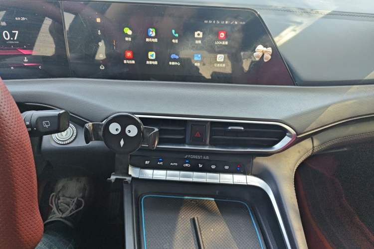 Used CHANGAN UNI-T 2020 1.5T Flagship Version
