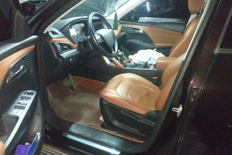 Used BORGWARD BX7 2016 28T 2WD Elite Edition 5-seater
