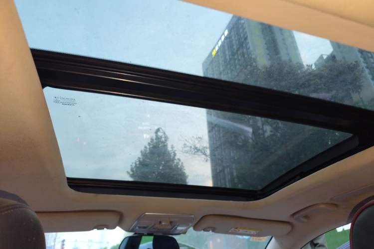 Used Geely Auto Emgrand GT 2016 2.4L Zunya Model Headliner