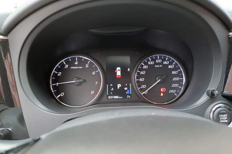 Used Mitsubishi Outlander 2019 2.0L Two-Wheel Drive Comfort Edition 5 Seats China VI Standard
