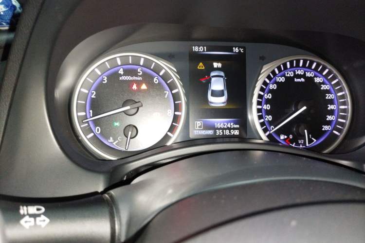 Used Infiniti Q50 2014 3.7L Luxury Sport Edition
