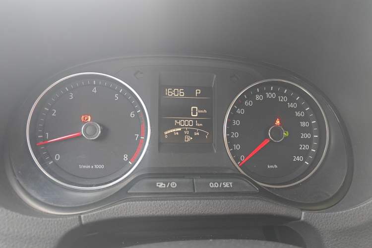 Used Volkswagen Polo 2014 1.6L Automatic Comfort Edition Instrument Cluster