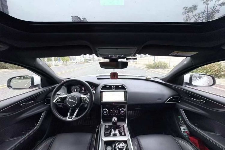 Used Jaguar XEL 2020 2.0T 200 PS R-DYNAMIC S Advanced Sport Edition
