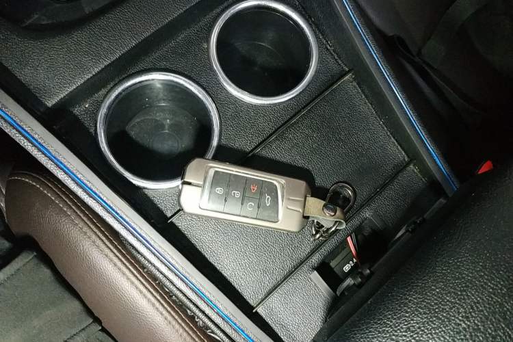 Used GAC Trumpchi M6 2019 270T DCT Luxury Edition (7-seater) China VI
