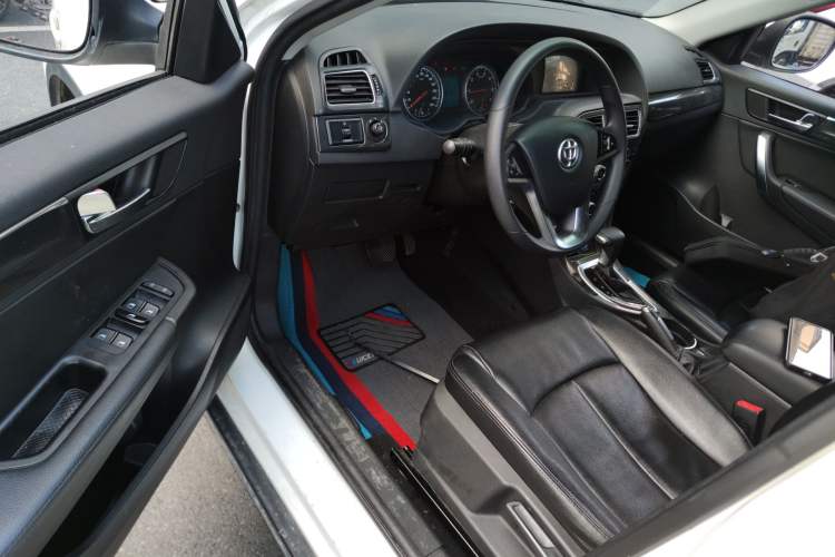 Used Brilliance V5 2014 1.5T Automatic Two-Wheel Drive Sport Model