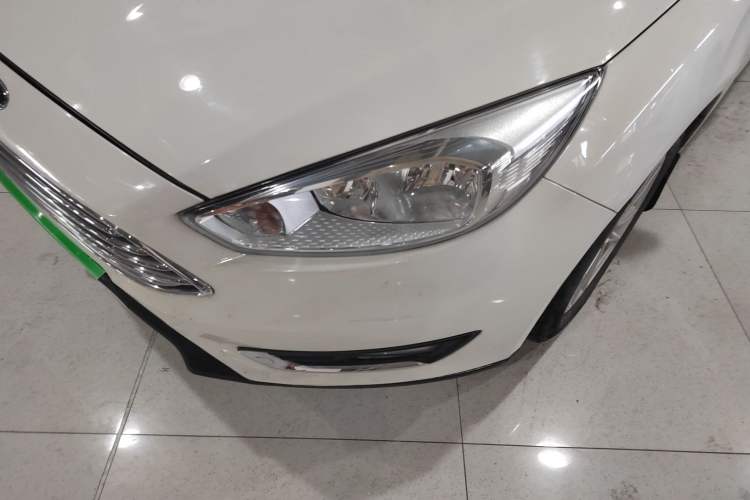 Used Ford Focus 2017 Sedan 1.6L Manual Fashion Edition Smart Drive Version