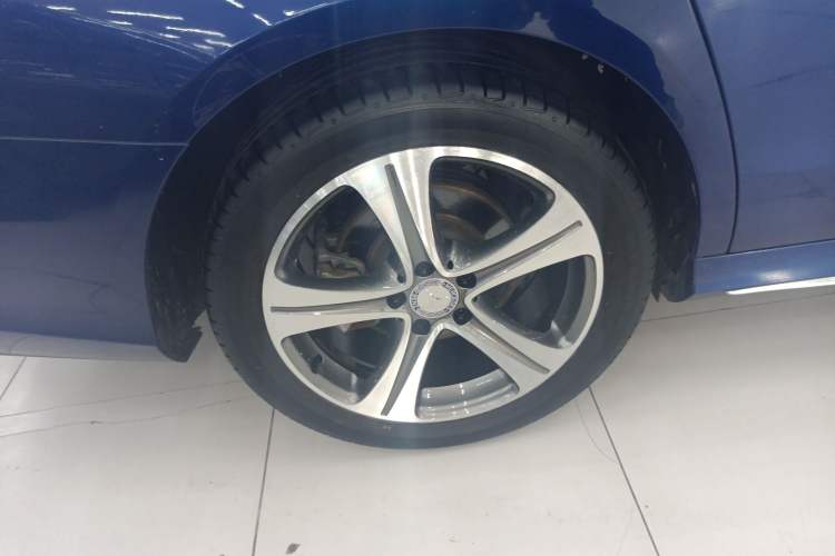 Used Mercedes-Benz E-Class 2016 E 200 L Sport Edition
