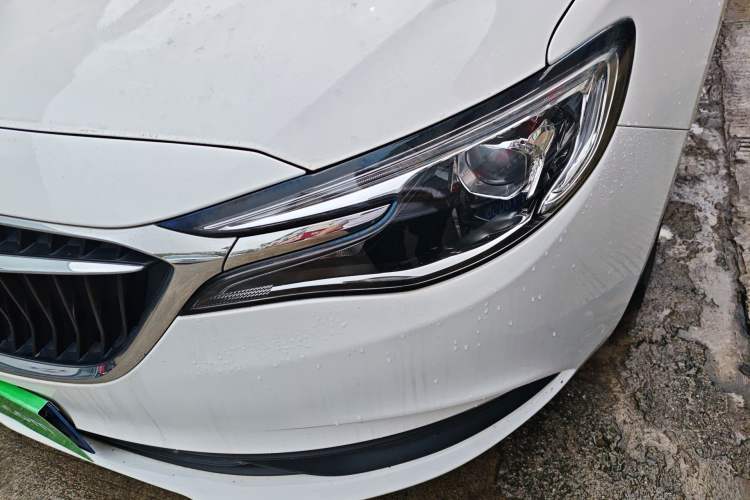 Used Buick GT 2021 Revised Version Flagship 1.5L Automatic Elite Edition Left Front Headlight