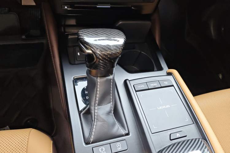 Used Lexus ES 2020 260 Excellence Edition
