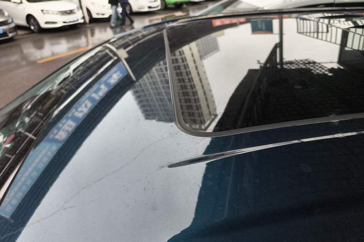 Used VOYAH Dream 2025 PHEV Four-Wheel-Drive Flagship Kunpeng Edition Roof