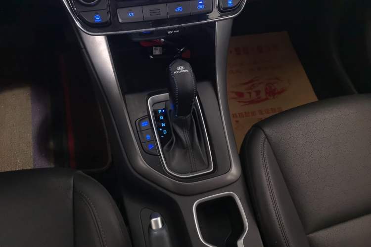 Used Hyundai ix35 2019 2.0L Automatic 2WD Zhiyong·Changxiang Edition China V Standard Gear Lever