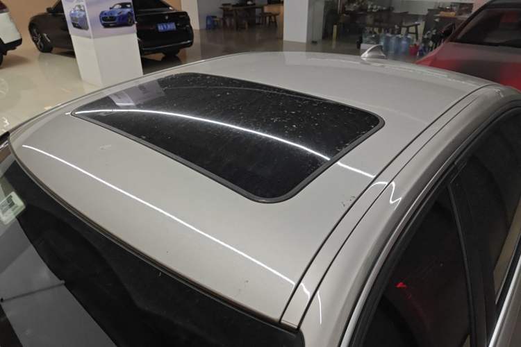 Used BMW 3 Series 2019 320Li Fashion Model
