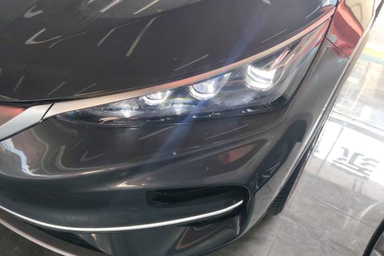 Used BYD Tang New Energy 2022 EV 635 km All-Wheel-Drive Flagship Model Left Front Headlight
