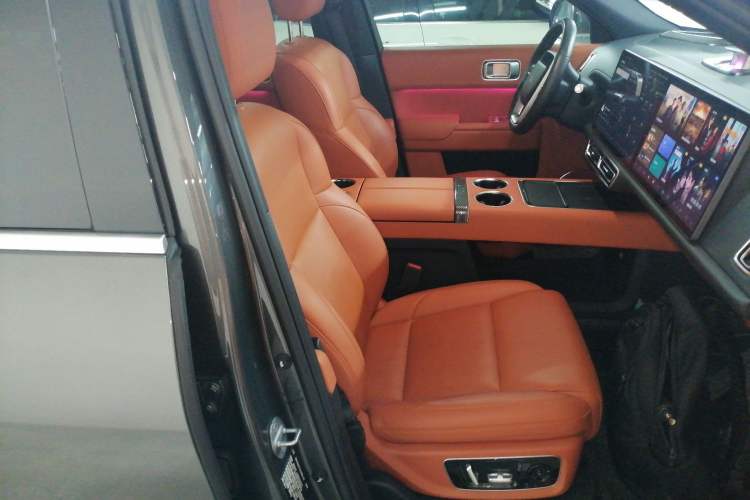 Used Li Auto L8 2023 Pro Model
