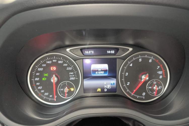 Used Mercedes-Benz B-Class 2017 B 200 Sport Edition