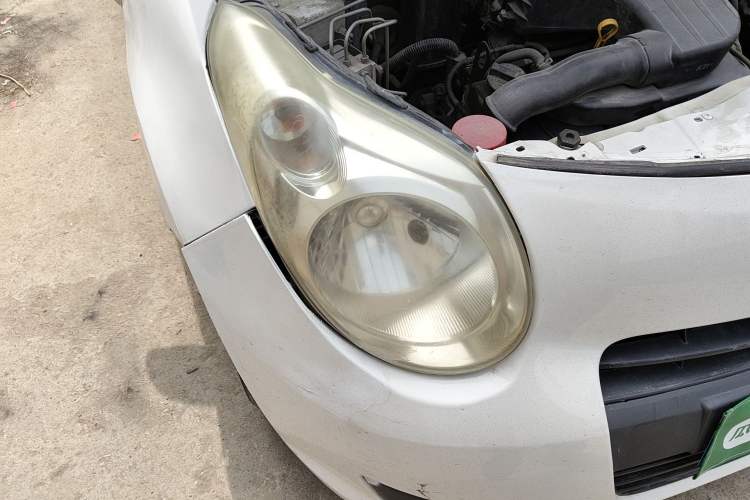 Used Suzuki Alto 2013 1.0L Automatic Luxury Model Right Front Headlight