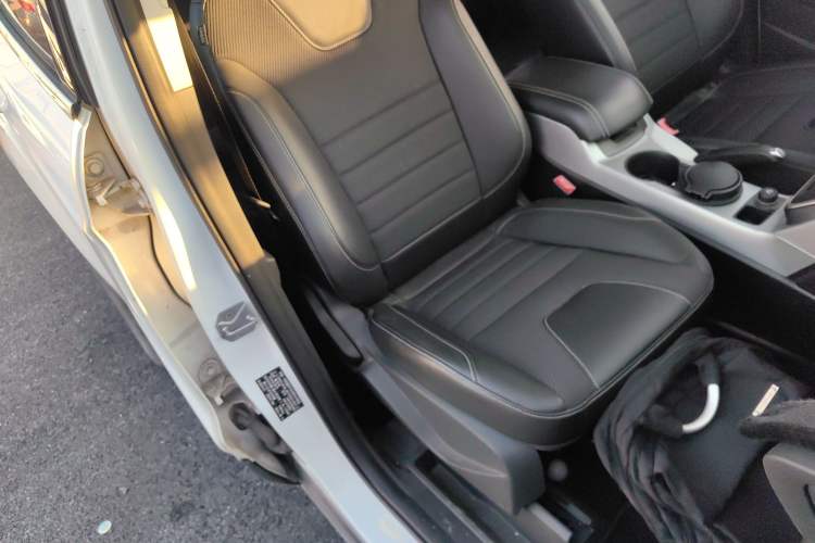 Used Ford Kuga 2015 1.5L GTDi Two-Wheel Drive Fashion Edition