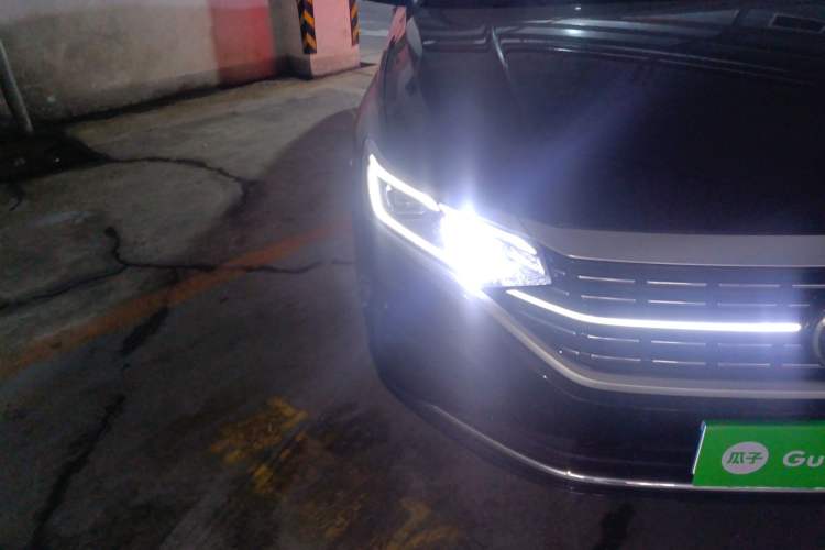 Used Volkswagen Passat 2023 Facelift 330TSI Luxury Edition
