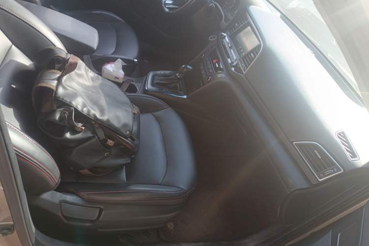 Used Hyundai Elantra (6th Generation / Lingdong) 2018 1.4T Dual-Clutch Xuan Dong · Dynamic Edition Right Front Seat