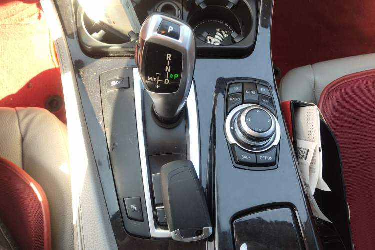 Used BMW 5 Series 2012 523Li Luxury Model
