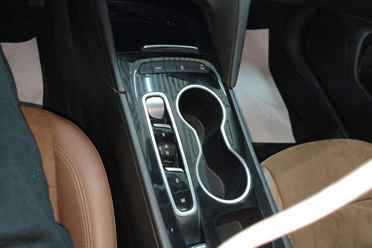 Used Buick Regal 2024 28T Luxury Edition