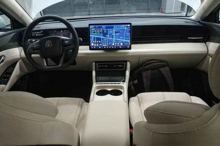 Used BYD Qin L 2025 EV 545KM Beyond Version
