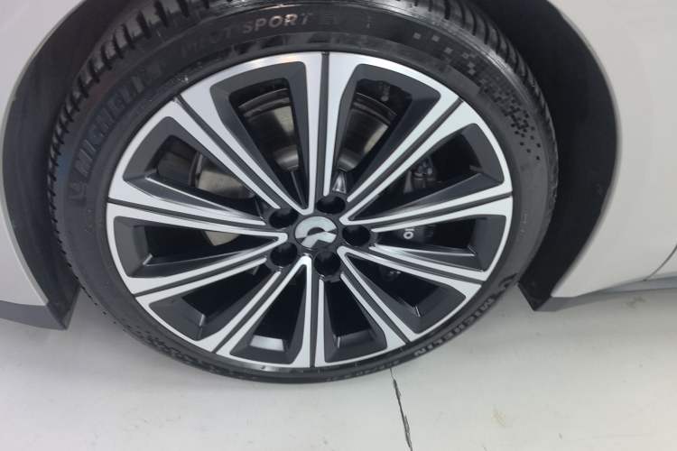 Used Nio ET7 2024 75 kWh Executive Signature Edition
