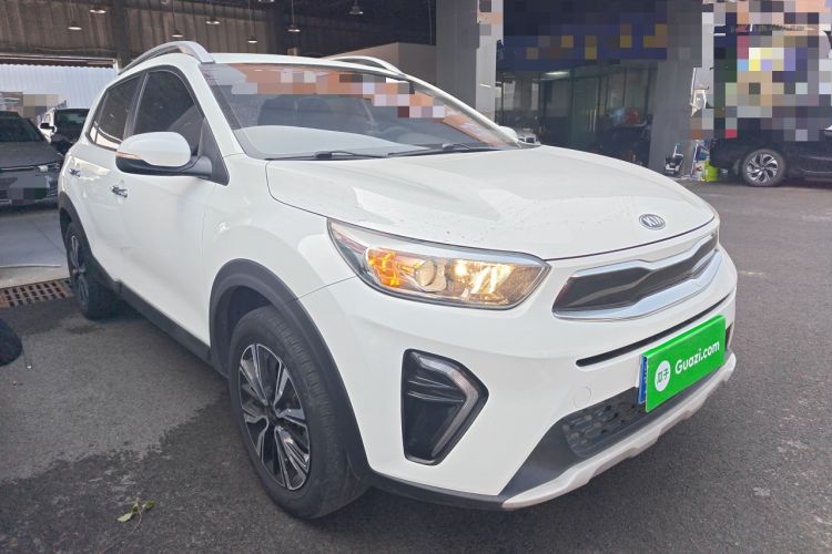 Used Kia kx1 Stonic 2021 1.4L CVT Fun Edition Front Right 45 Deg