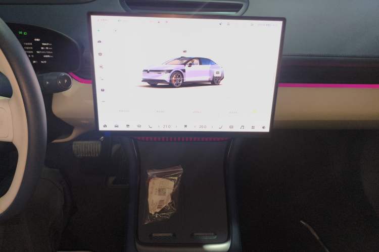 Used Zeekr 007 2025 Four-Wheel Drive Intelligent Driving Version 75 kWh Audio And AC Panel