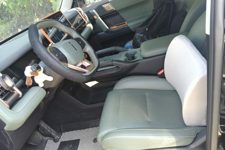 Used iCAR 03 2024 401km Two-Wheel Drive Standard Advanced Version Left Front Seat